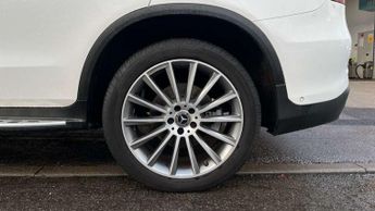 Mercedes-Benz GLC GLC 250 4Matic AMG Line Premium 5dr 9G-Tronic