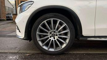 Mercedes-Benz GLC GLC 250 4Matic AMG Line Premium 5dr 9G-Tronic