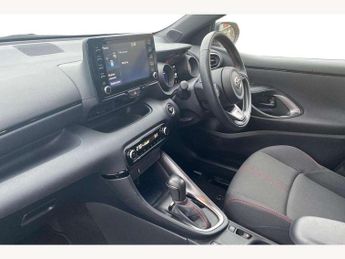 Toyota Yaris 1.5 Hybrid GR Sport 5dr CVT