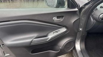 Nissan Juke 1.6 Hybrid N-Connecta 5dr Auto