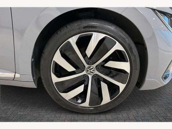 Volkswagen Arteon Shooting Brake 1.4 TSI eHybrid R-Line 5dr DSG