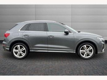 Audi Q3 45 TFSI e S Line 5dr S Tronic