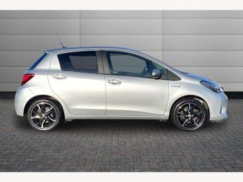Toyota Yaris 1.5 Hybrid Design 5dr CVT