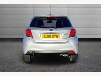 Toyota Yaris 1.5 Hybrid Design 5dr CVT