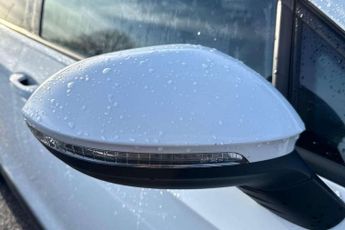 Volkswagen Golf GTE 1.4 TSI GTE 5dr DSG