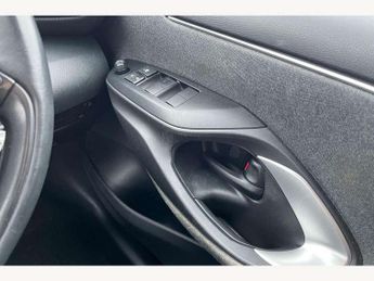 Toyota Yaris 1.5 Hybrid Design 5dr CVT