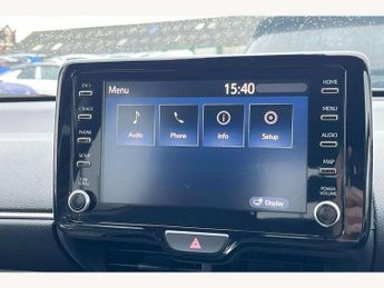 Toyota Yaris 1.5 Hybrid Design 5dr CVT