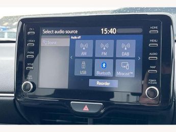 Toyota Yaris 1.5 Hybrid Design 5dr CVT