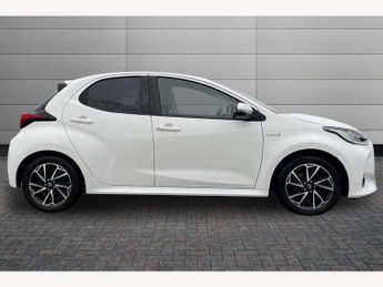 Toyota Yaris 1.5 Hybrid Design 5dr CVT