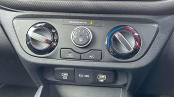 Hyundai i10 1.0 [63] Advance 5dr Auto [Nav]