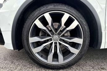 Volkswagen Tiguan 2.0 TDi 190 4Motion R-Line Tech 5dr DSG