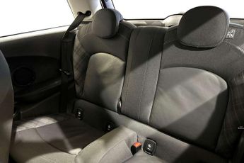 MINI Hatchback 1.5 Cooper 3dr Auto