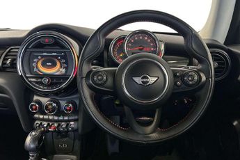 MINI Hatchback 1.5 Cooper 3dr Auto