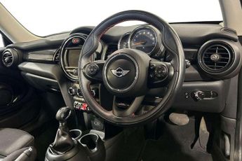 MINI Hatchback 1.5 Cooper 3dr Auto