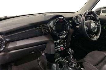 MINI Hatchback 1.5 Cooper 3dr Auto