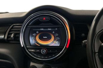 MINI Hatchback 1.5 Cooper 3dr Auto