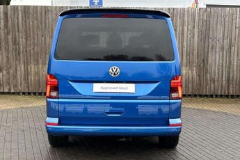 Volkswagen Transporter 2.0 TDI 150 Highline Kombi Van DSG