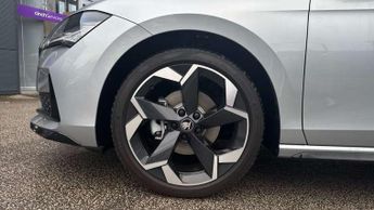 Skoda Superb 2.0 TDI Sportline 5dr DSG