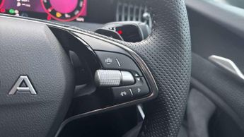 Skoda Superb 2.0 TDI Sportline 5dr DSG