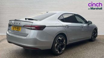 Skoda Superb 2.0 TDI Sportline 5dr DSG