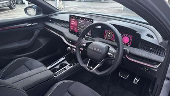 Skoda Superb 2.0 TDI Sportline 5dr DSG