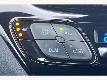 Toyota C-HR 1.8 Hybrid Design 5dr CVT