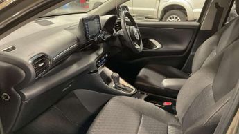 Toyota Yaris 1.5 Hybrid Icon 5dr CVT