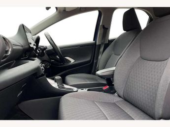 Toyota Yaris 1.5 Hybrid Icon 5dr CVT