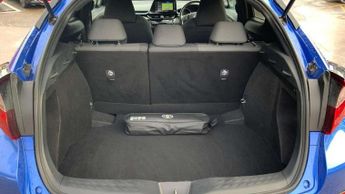 Toyota C-HR 1.8 Hybrid Design 5dr CVT