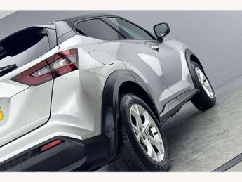 Nissan Juke 1.0 DiG-T N-Connecta 5dr DCT