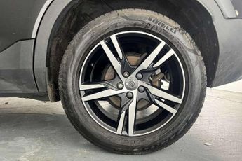 Volvo XC40 2.0 D3 R DESIGN 5dr Geartronic