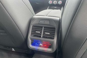 Skoda Superb 2.0 TDI Sportline 5dr DSG