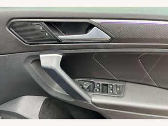 Volkswagen Tiguan 2.0 TDI R-Line 5dr DSG