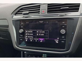 Volkswagen Tiguan 2.0 TDI R-Line 5dr DSG