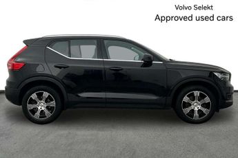 Volvo XC40 2.0 B4P Inscription 5dr Auto