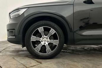 Volvo XC40 2.0 B4P Inscription 5dr Auto