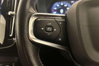Volvo XC40 1.5 T3 [163] R DESIGN 5dr Geartronic