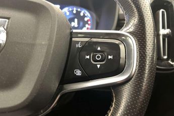 Volvo XC40 1.5 T3 [163] R DESIGN 5dr Geartronic