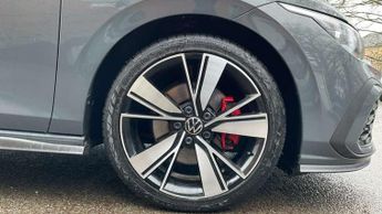 Volkswagen Golf 2.0 TDI 200 GTD 5dr DSG
