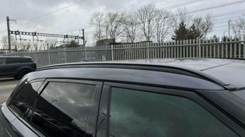 Land Rover Range Rover Velar 2.0 D200 MHEV Dynamic HSE 5dr Auto