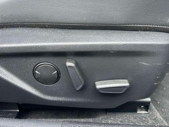 Ford Focus 1.0 EcoBoost Hybrid mHEV 155 ST-Line X 5dr Auto