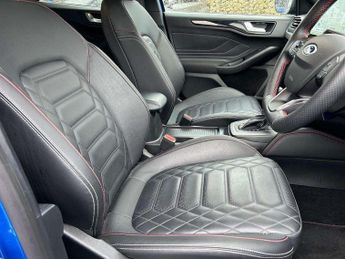 Ford Focus 1.0 EcoBoost Hybrid mHEV 155 ST-Line X 5dr Auto