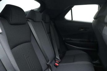 Toyota C-HR 2.0 PHEV Design 5dr CVT