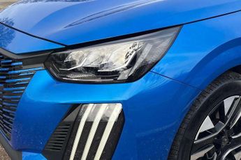 Peugeot 208 1.2 Hybrid 100 Allure 5dr e-DSC6
