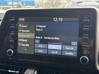 Toyota C-HR 1.8 Hybrid Excel 5dr CVT