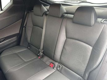 Toyota C-HR 1.8 Hybrid Excel 5dr CVT