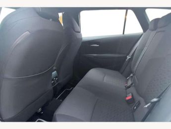Toyota Corolla Touring Sport 1.8 VVT-i Hybrid Icon Tech 5dr CVT