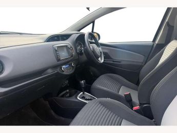 Toyota Yaris 1.5 Hybrid Icon Tech 5dr CVT