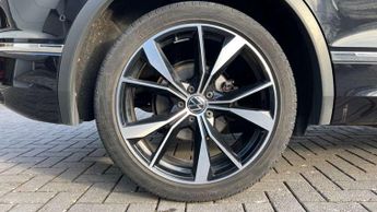 Volkswagen Tiguan 2.0 TDI 4Motion R-Line 5dr DSG