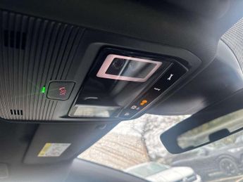 Volkswagen Golf 1.5 eTSI 150 R-Line 5dr DSG